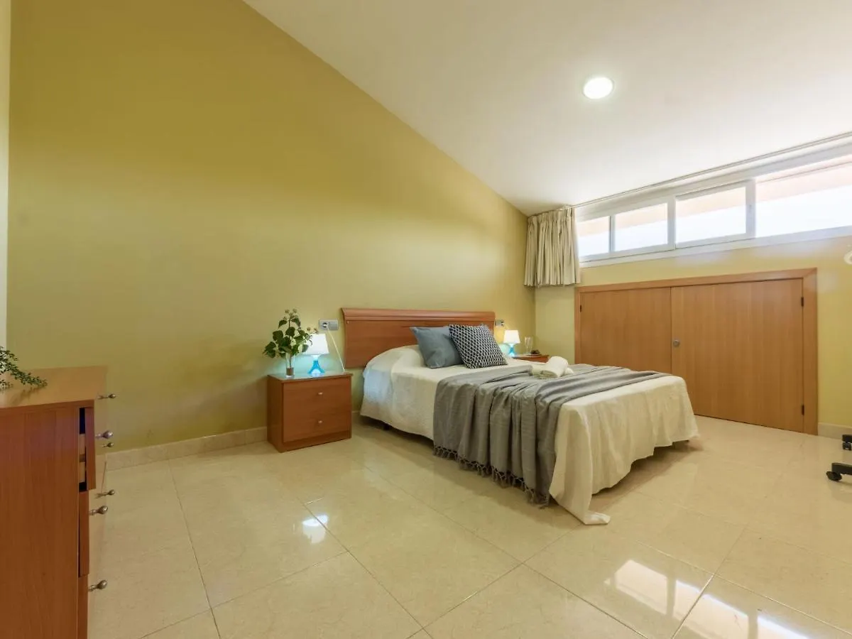 Holiday Home Alex Riumar 0*,
